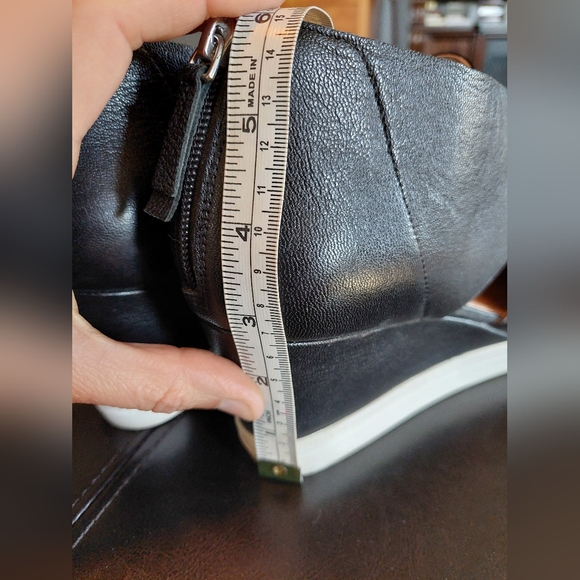 Liena Paolo black leather wedge shoe size 10M - Picture 9 of 9